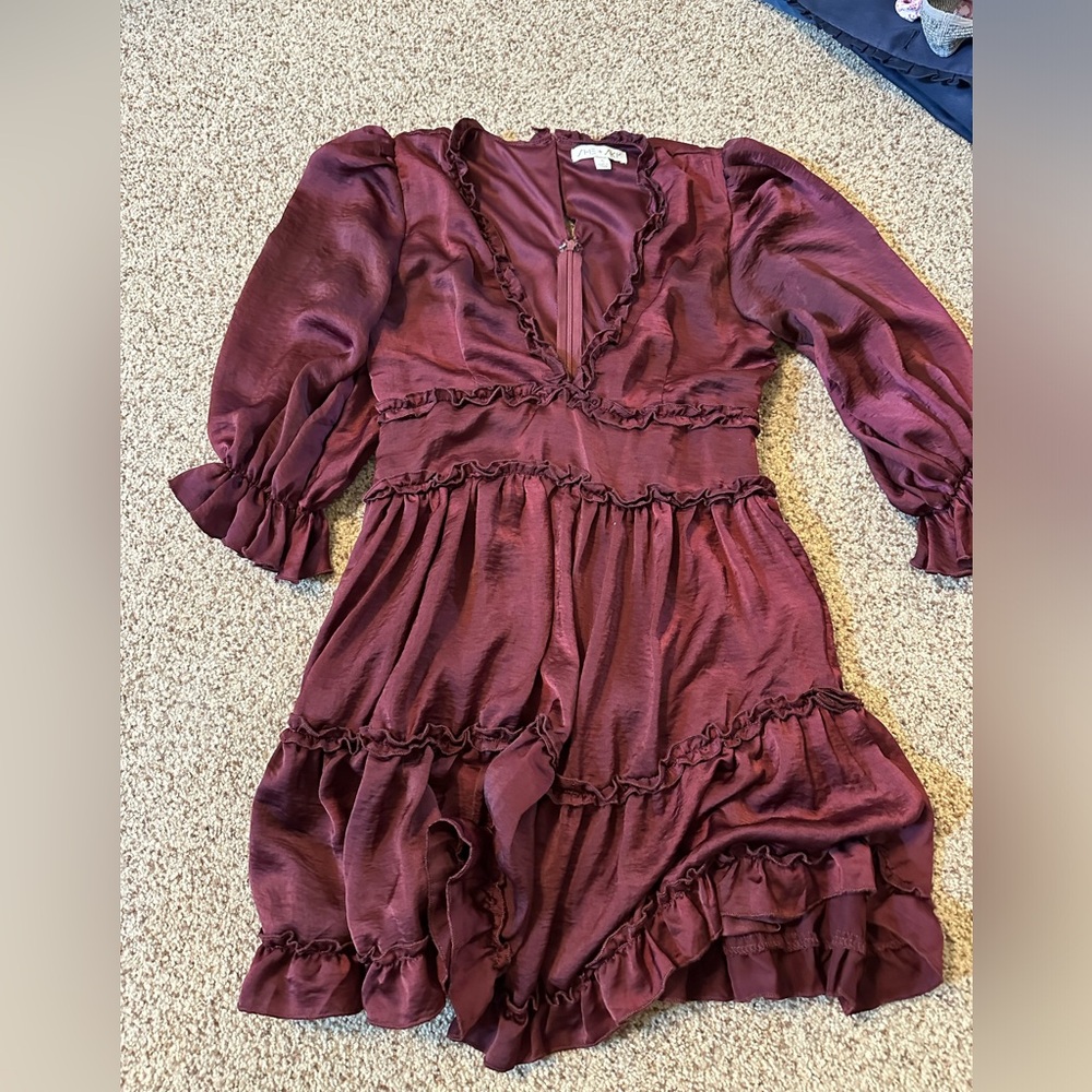 Small boutique maroon dress